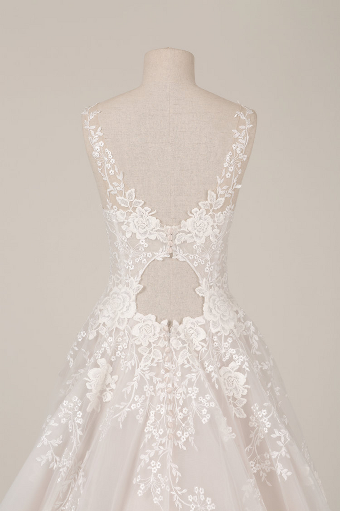 (New) Dinah Wedding Dress